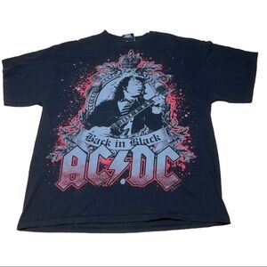 AC/DC men’s XL angus young back in black black band T-shirt. Classic rock.
